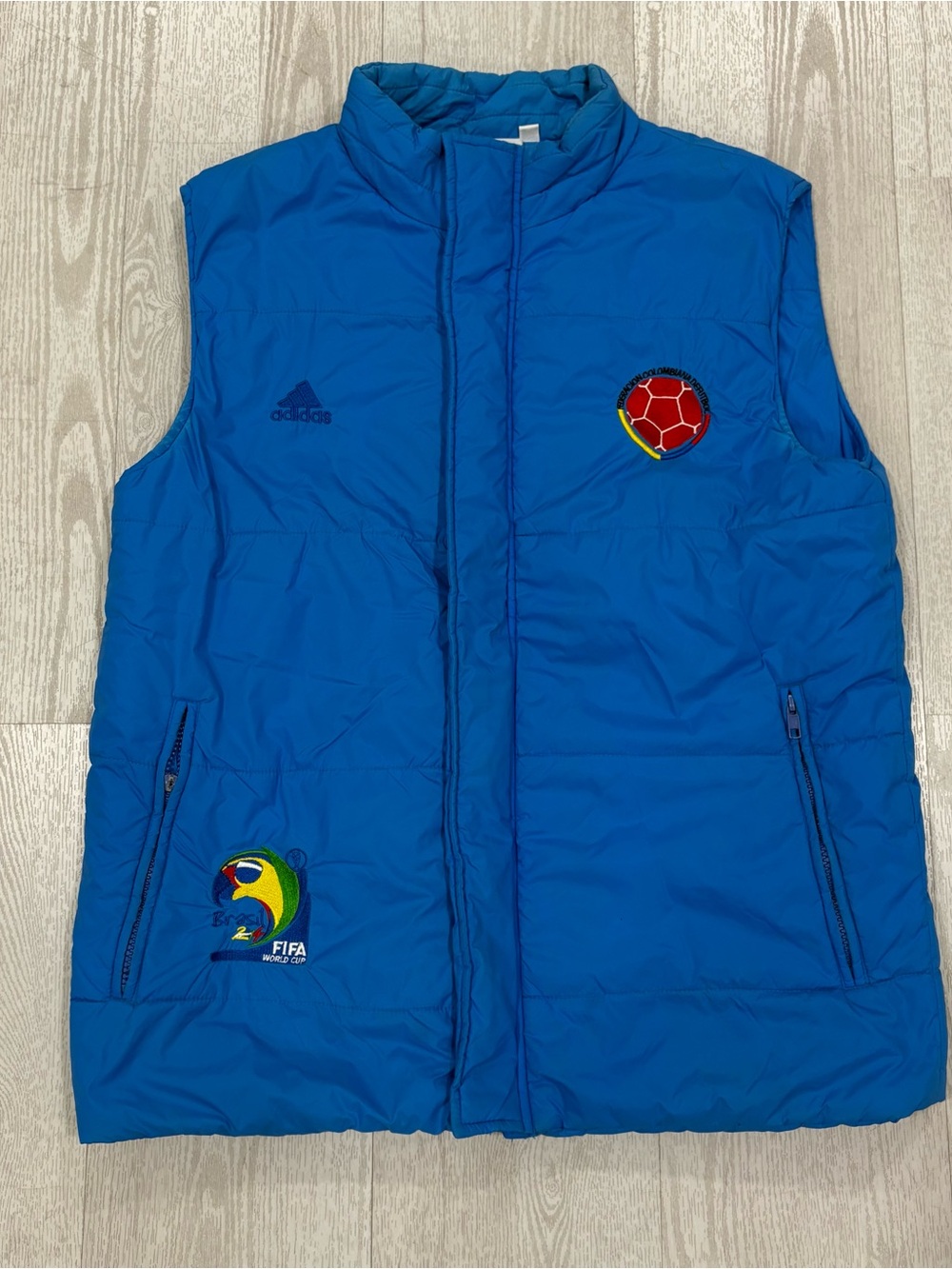 Adidas Men’s 2014 FIFA World Cup Brazil 
Colombia Puffer Vest (Royal Blue) L